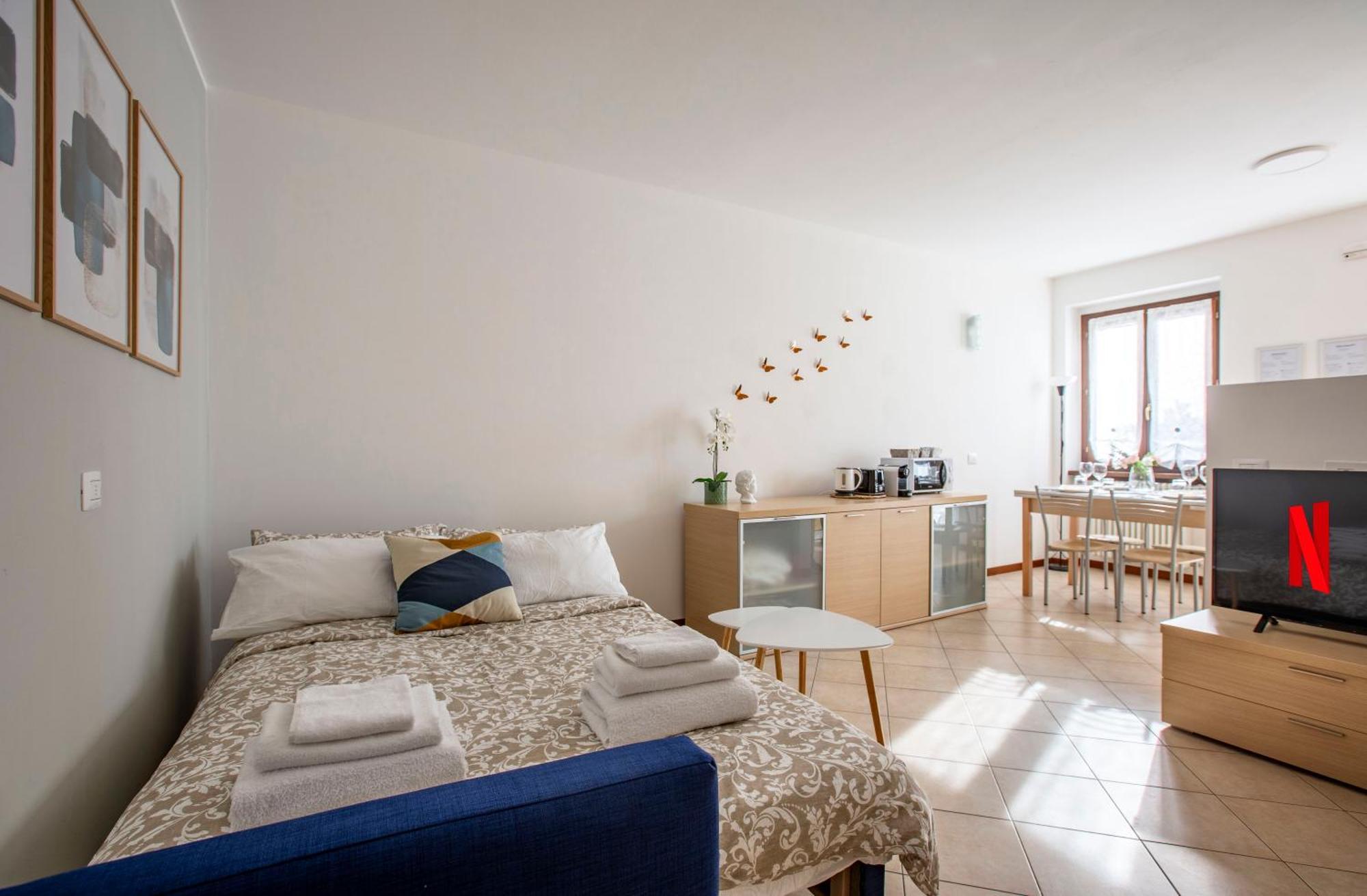Como Lake - Lakeside Bliss Mandello del Lario Exterior photo
