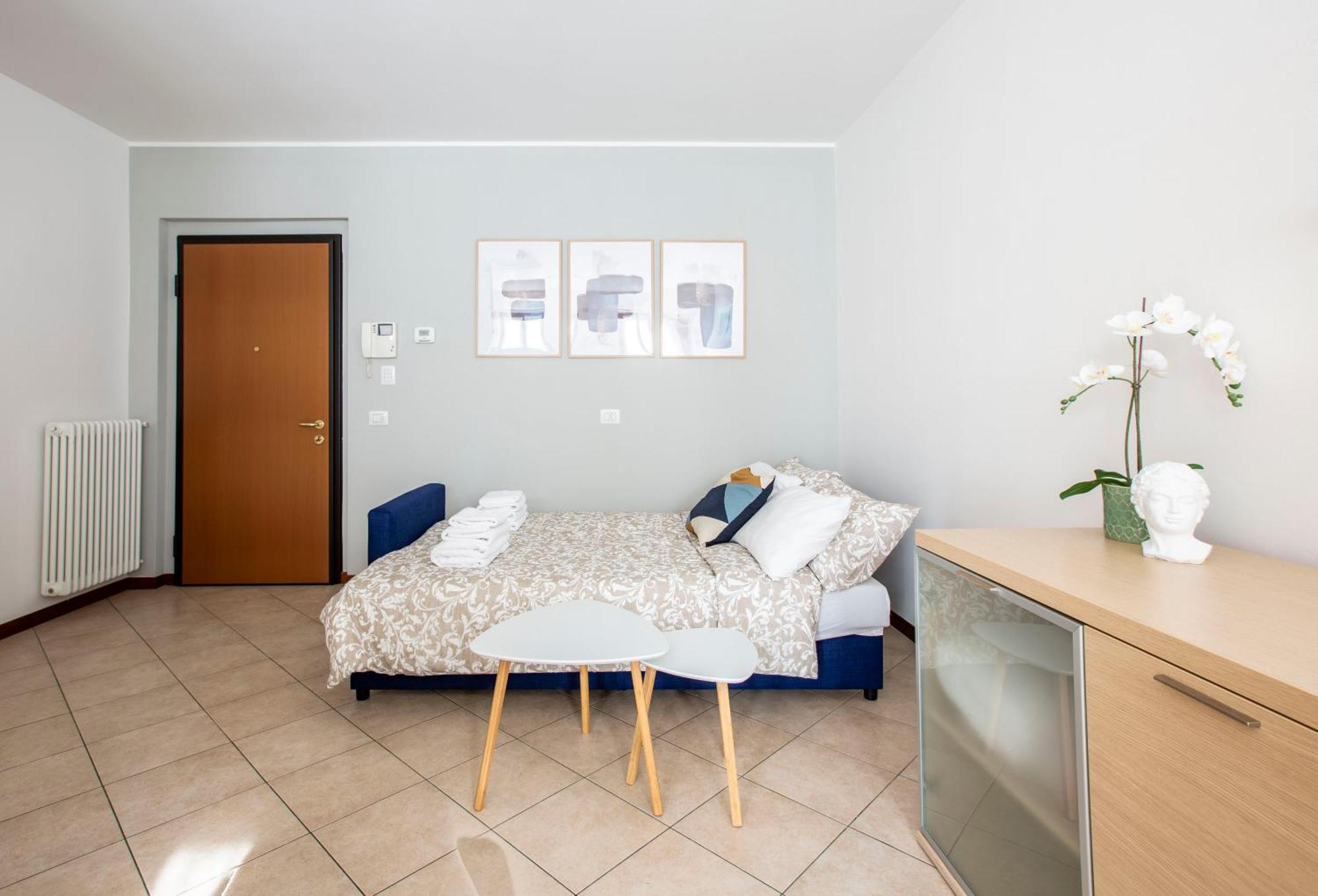 Como Lake - Lakeside Bliss Mandello del Lario Exterior photo